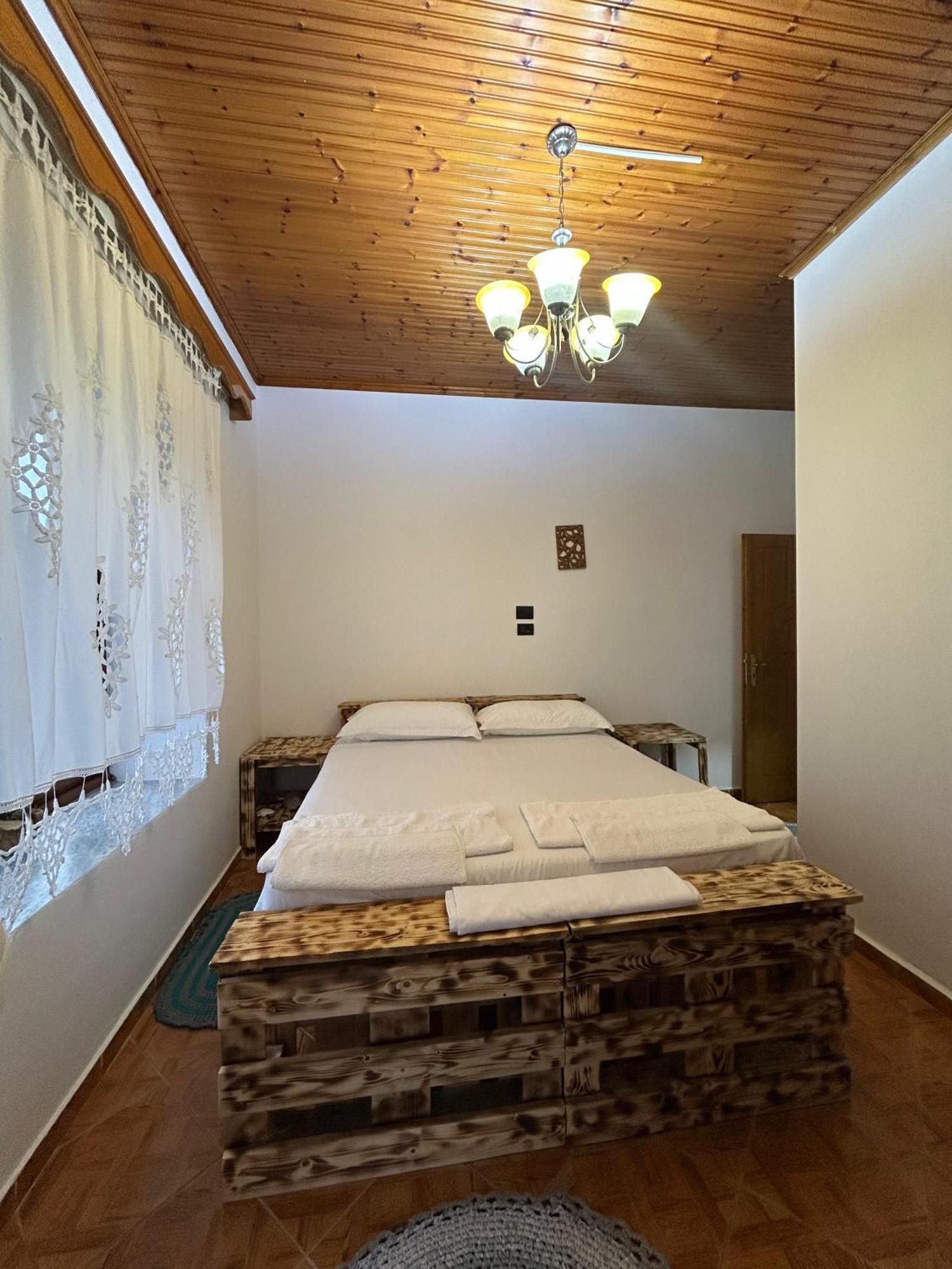 Guest House Lengo Gjirokaster Exterior photo